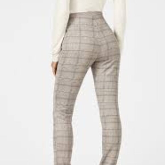Vero Moda Checkered Leggings - Black and Cream - Picture 1 of 4